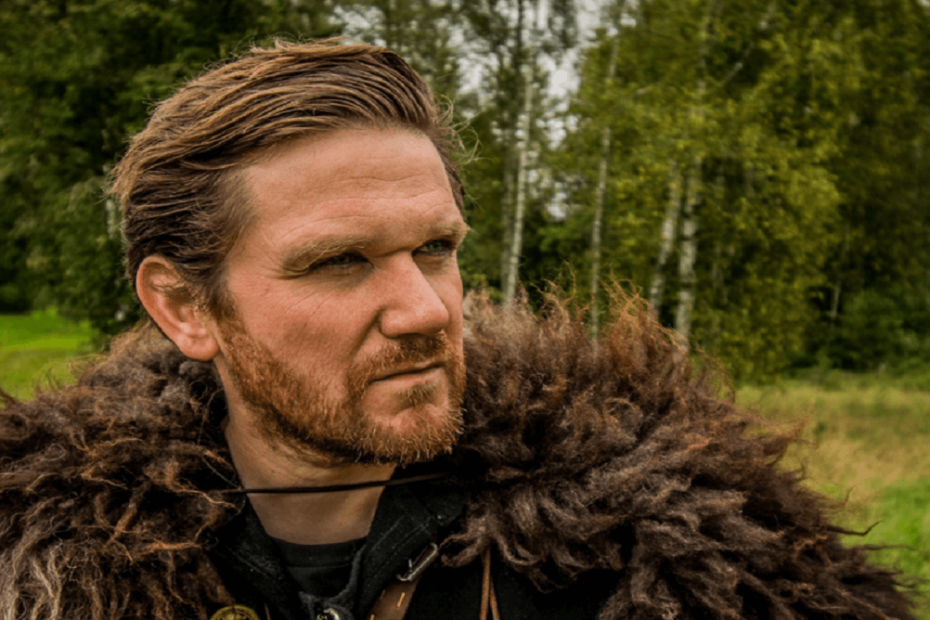 The History of Traditional Viking Clothing